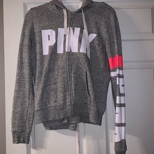 VS Pink sweatsuit
